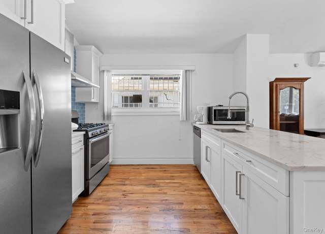 Property at 10541 Seaview Ave, Brooklyn, NY 11236, 5 beds, 3 baths