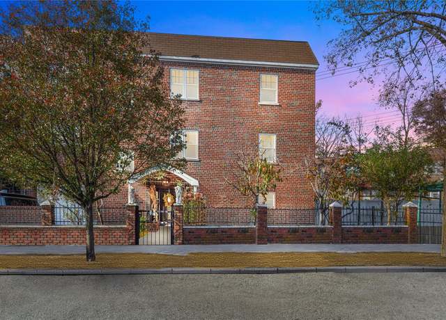 Property at 2763 Fish Ave, Bronx, NY 10469, 6 beds, 4 baths