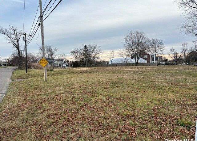Property at 53 Melbury Rd, Babylon, NY 11702