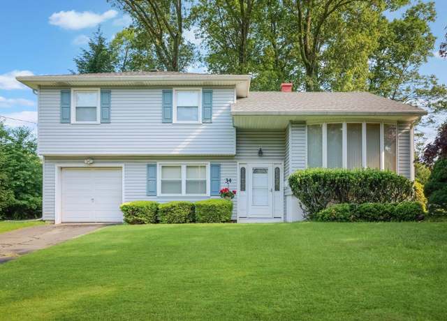 Property at 34 Crambrook Rd, New City, NY 10956, 3 beds, 1.5 baths