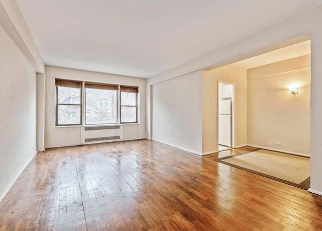 Property at 99-21 67th Rd Unit 4D, Forest Hills, NY 11375, 1 bed, 1 bath