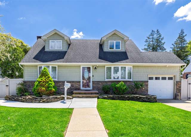 Property at 2622 Falcon St, East Meadow, NY 11554, 4 beds, 3 baths