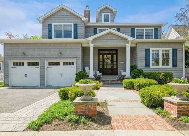 Property at 64 Cedar Ave, Rockville Centre, NY 11570, 4 beds, 3 baths