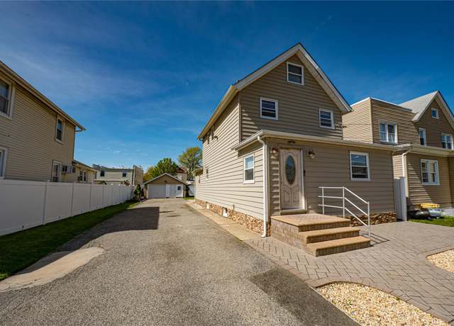 Property at 49 N Maple St, Farmingdale, NY 11735, 4 beds, 2 baths