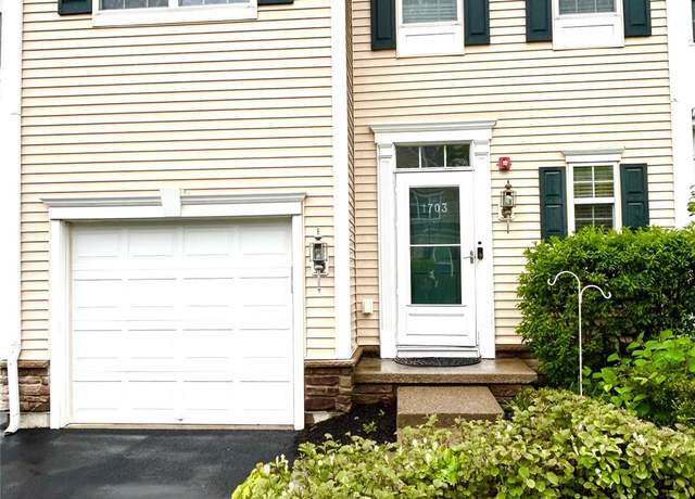 Property at 19 Brighton Dr #1703, Newburgh, NY 12550, 3 beds, 2.5 baths