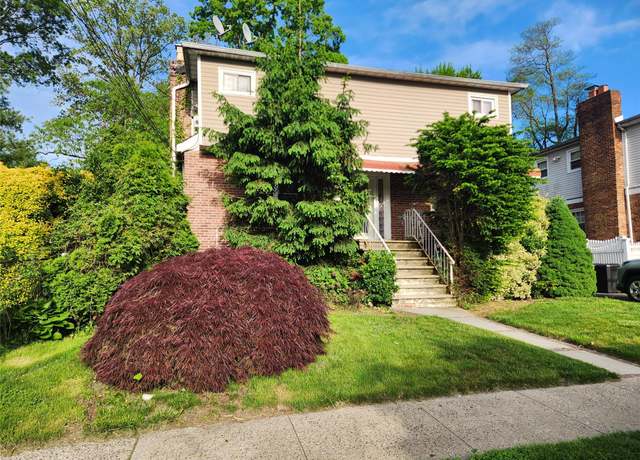 Property at 931 Orlando Ave, West Hempstead, NY 11552, 6 beds, 3.5 baths
