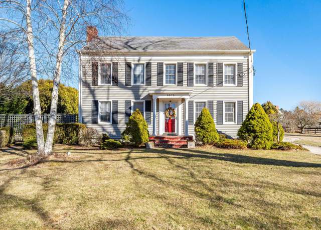 Property at 9875 Main Bayview Rd, Southold, NY 11971, 4 beds, 3 baths