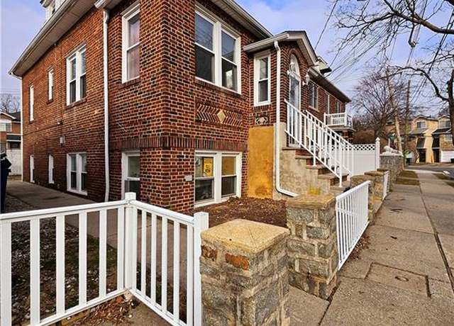 Property at 10 Florida Ave, Staten Island, NY 10305