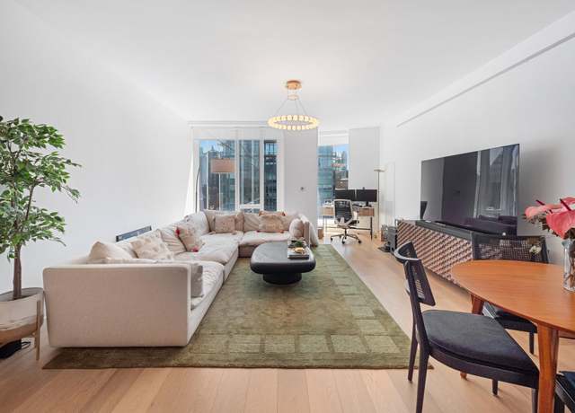 Property at 1 West End Ave Unit 26D, New York (manhattan), NY 10023, 2 beds, 2.5 baths