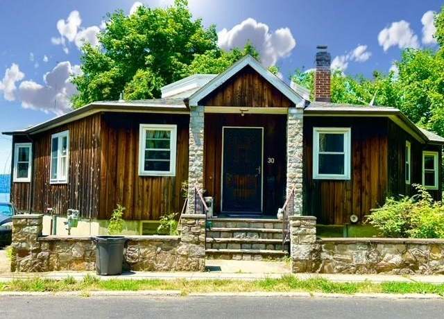 Property at 30 Hunter St, Ossining, NY 10562, 2 beds, 1 bath