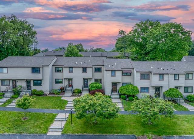 Property at 10 Squires Gate Unit D, Poughkeepsie, NY 12603, 3 beds, 2.5 baths