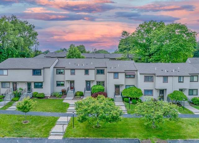 Property at 10 Squires Gate Unit D, Poughkeepsie, NY 12603, 3 beds, 2.5 baths