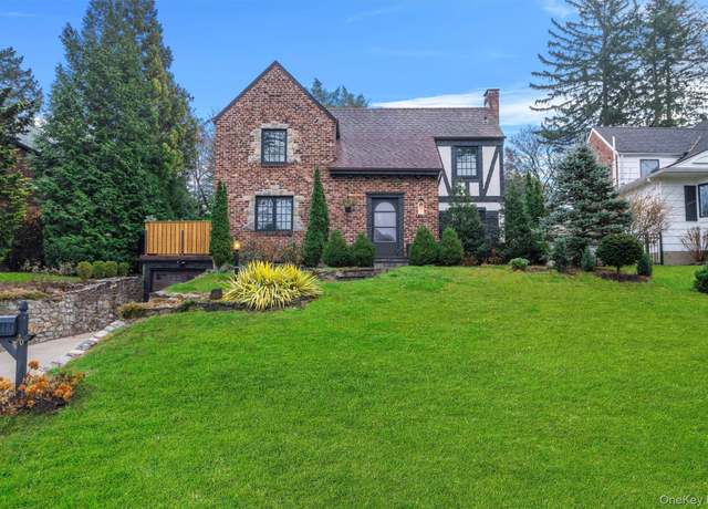Property at 20 Whistler Rd, Scarsdale, NY 10583, 3 beds, 2 baths