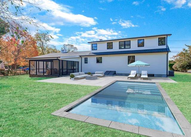 Property at 1475 Oaklawn Ave, Southold, NY 11971, 4 beds, 2.5 baths