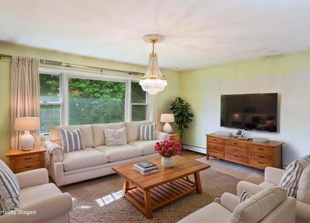 Property at 3271 Old Yorktown Rd, Yorktown Heights, NY 10598, 3 beds, 2 baths