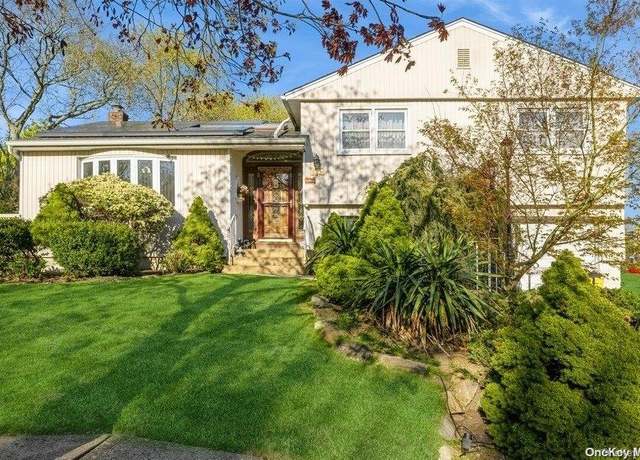 Property at 178 Gerhard Rd, Plainview, NY 11803, 4 beds, 3 baths
