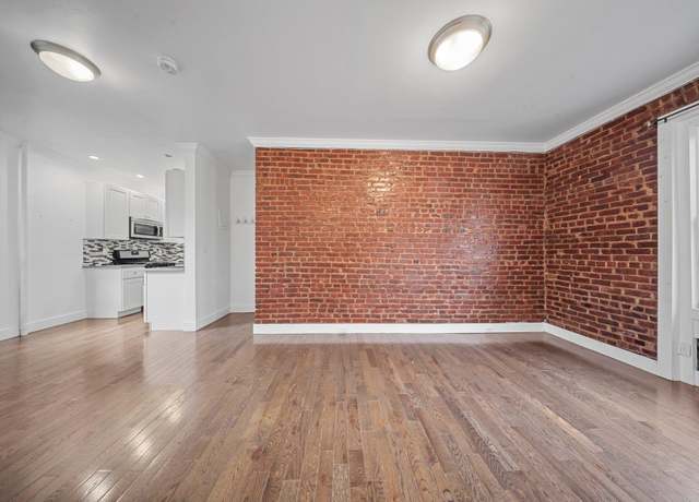 Property at 21-06 35th St Unit 3E, Astoria, NY 11105, 2 beds, 1 bath