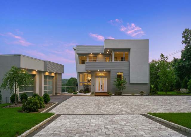 Property at 68 Root Ave, Carmel, NY 10509, 4 beds, 4.5 baths