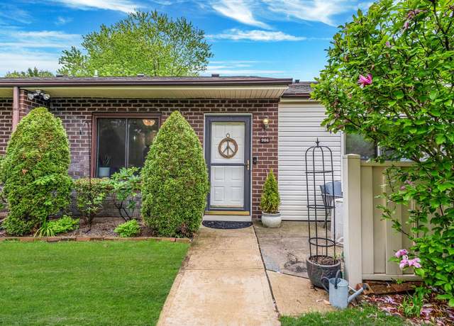 Property at 986 Skyline Dr, Coram, NY 11727, 2 beds, 2 baths