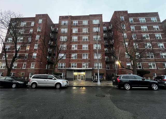 Property at 50 Kenilworth Place 50 Kenilworth Place #6m, Brooklyn NY 11210 Unit 6M, Brooklyn, NY 11210, 2 beds, 1 bath
