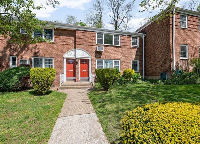 Property at 226-41 Kingsbury Ave Unit B, Oakland Gardens, NY 11364, 2 beds, 1 bath