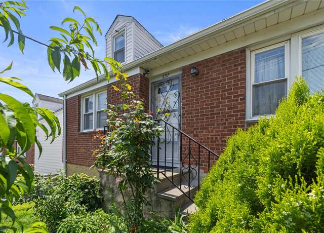 Property at 237 Woodland Ave, Yonkers, NY 10703, 4 beds, 2 baths