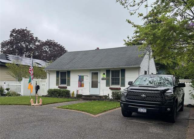 Property at 53 Bayview Ave, East Islip, NY 11730, 2 beds, 1 bath