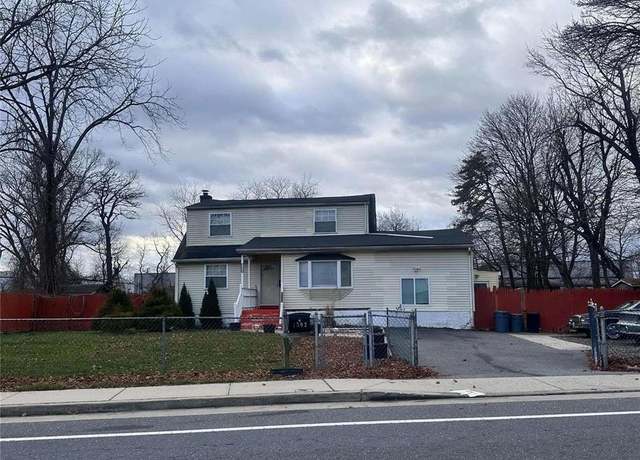 Property at 1502 Little East Neck Rd, Wyandanch, NY 11798, 5 beds, 2 baths
