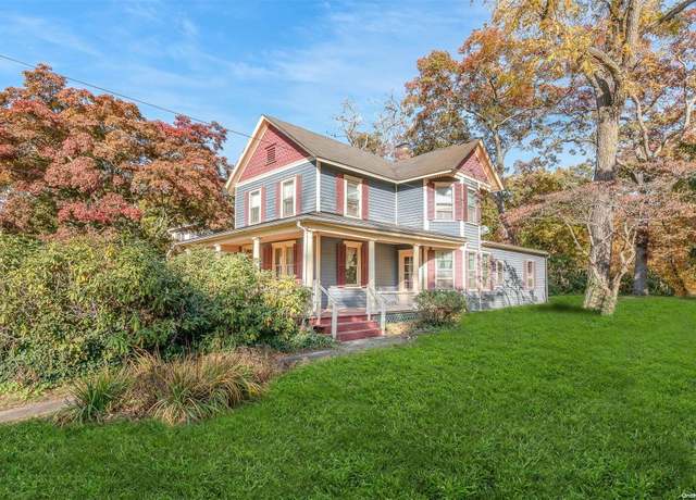Property at 25 Main St, Farmingdale, NY 11735, 4 beds, 1.5 baths