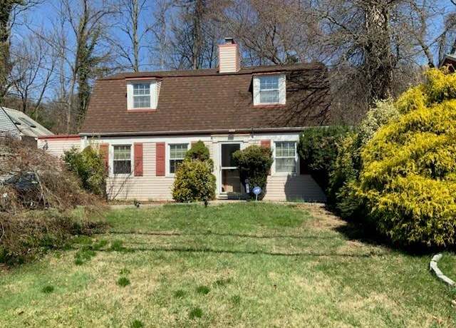 Property at 30 Randolph Rd, White Plains, NY 10607, 4 beds, 2 baths