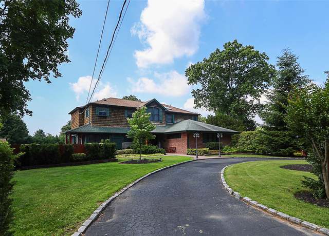 Property at 19 Marietta Rd, Glen Cove, NY 11542, 7 beds, 5 baths
