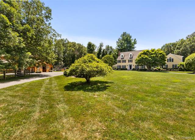 Property at 175 Finch Rd, North Salem, NY 10560, 5 beds, 5 baths