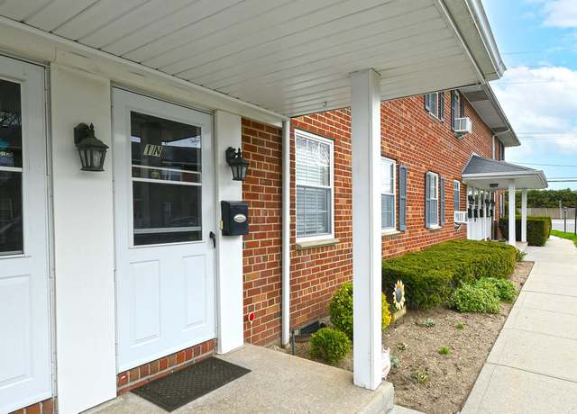 Property at 257 Hicksville Rd Unit 1N, Bethpage, NY 11714, 1 bed, 1 bath