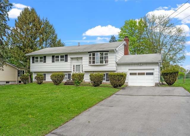 Property at 234 Robert St, Montgomery, NY 12549, 3 beds, 1.5 baths