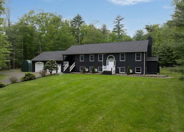 Property at 119 Cedar Dr, Kerhonkson, NY 12446, 3 beds, 2.5 baths
