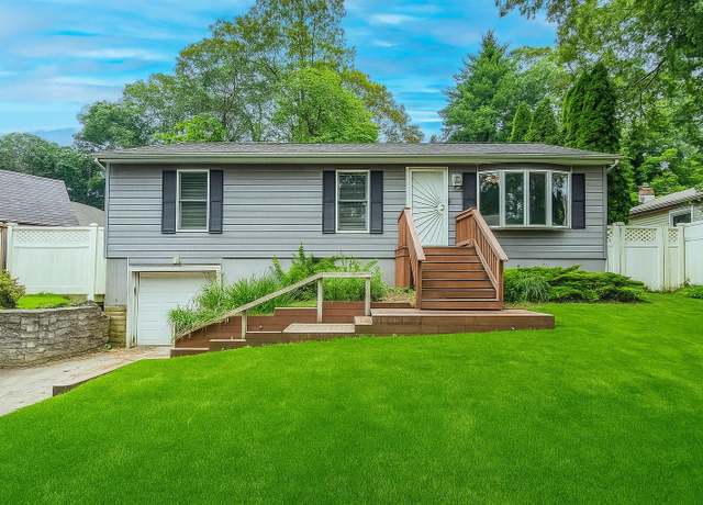 Property at 14 Hampton Rd, Sound Beach, NY 11789, 3 beds, 3 baths