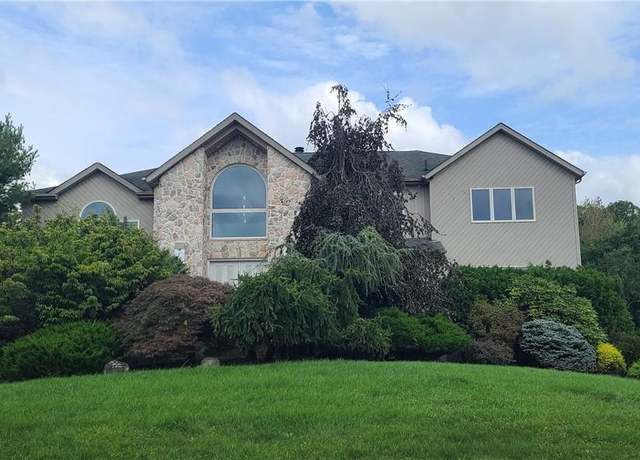 Property at 31 Lowell Dr, New City, NY 10956, 4 beds, 2.5 baths
