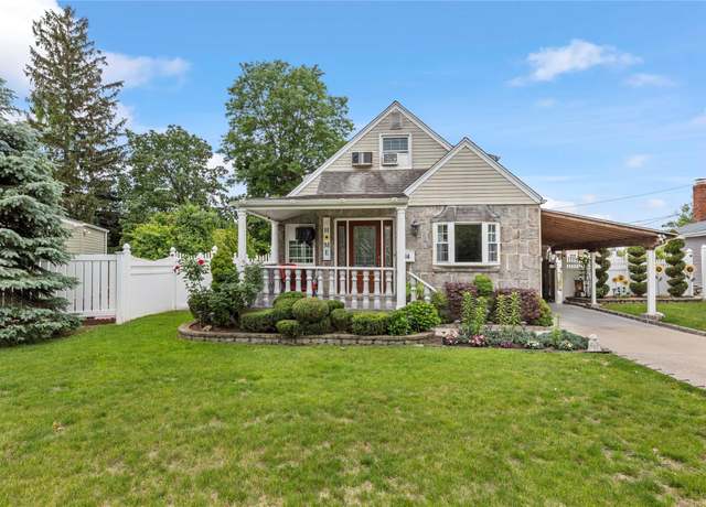 Property at 64 Remson St, Valley Stream, NY 11580, 4 beds, 2.5 baths
