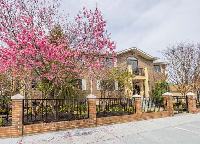 Property at 63-39 136th St, Flushing, NY 11367, 5 beds, 5 baths