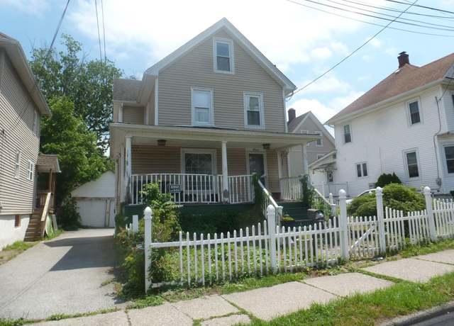 Property at 80 Beattie Ave, Middletown, NY 10940, 3 beds, 1 bath
