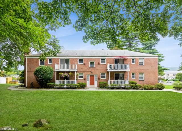 Property at 11 Lenox Ct #1004, Suffern, NY 10901, 2 beds, 1.5 baths