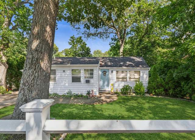 Property at 39 Gould Rd, Centereach, NY 11720, 3 beds, 2 baths