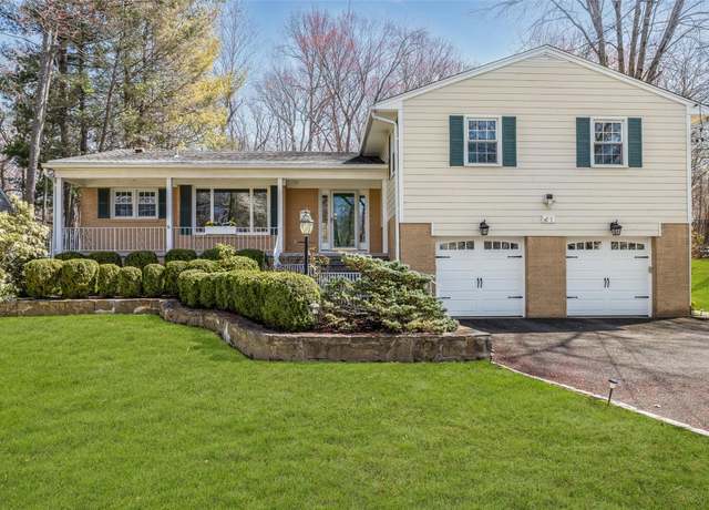 Property at 21 Hammond Rd, Rye, NY 10580, 4 beds, 2.5 baths