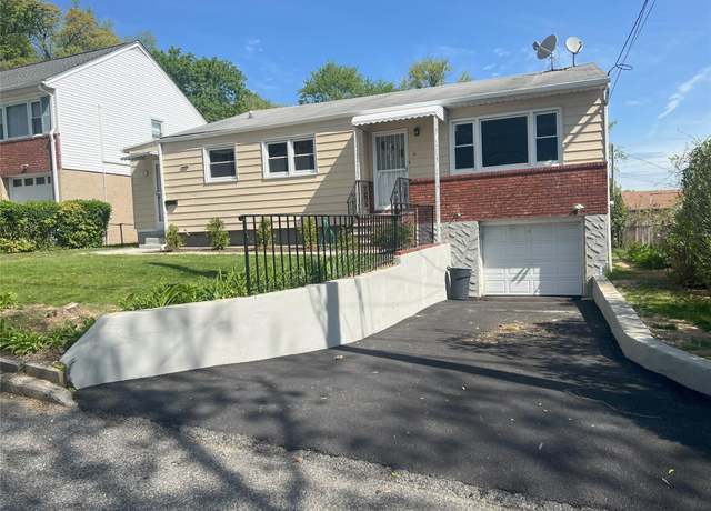 Property at 7 aka 5 Vesta Pl, Yonkers, NY 10703, 3 beds, 2 baths