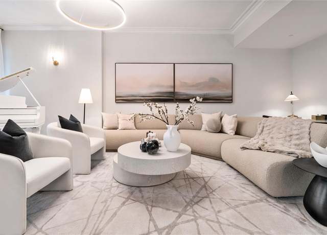 Property at 78-29 Austin St Unit TH1, Forest Hills, NY 11375, 3 beds, 3 baths