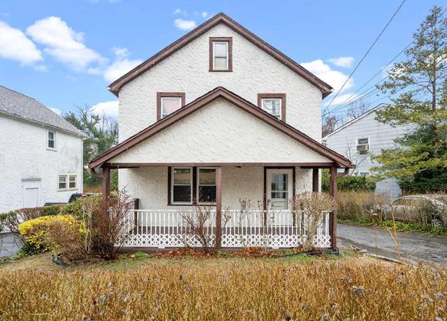 Property at 43 Van Nostrand Ave, Great Neck, NY 11024, 3 beds, 2 baths