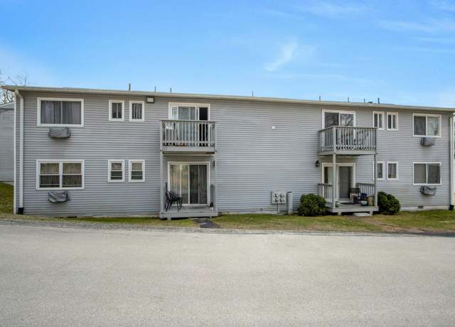 Property at 2740 South Rd Unit G11, Poughkeepsie, NY 12601, 2 beds, 1.5 baths