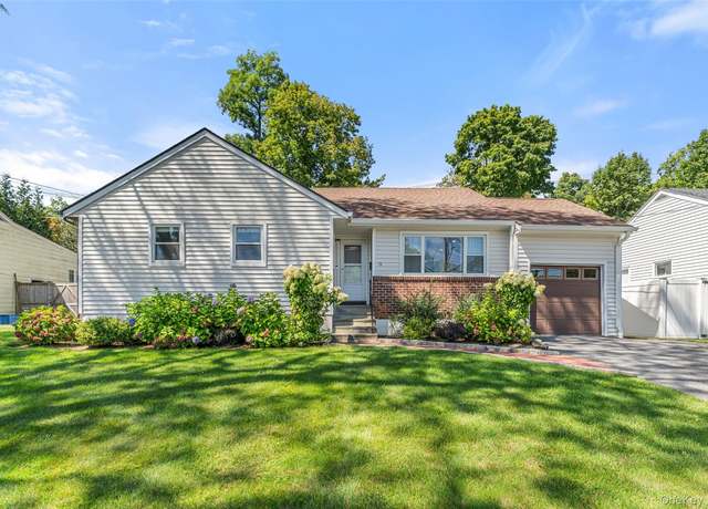 Property at 51 Albemarle Rd, White Plains, NY 10605, 3 beds, 2 baths