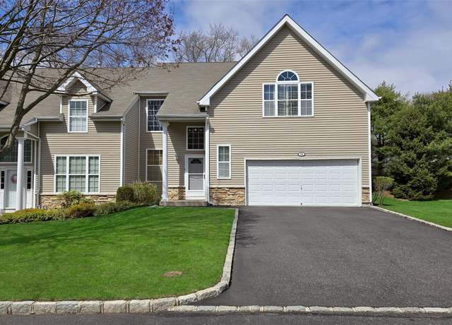 Property at 11 Arielle Ct, Islandia, NY 11749, 3 beds, 2.5 baths