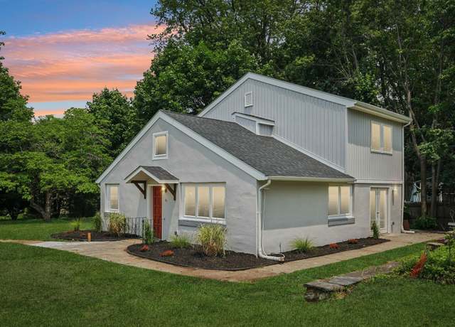 Property at 10 De Clark Pl, Nanuet, NY 10954, 4 beds, 2 baths